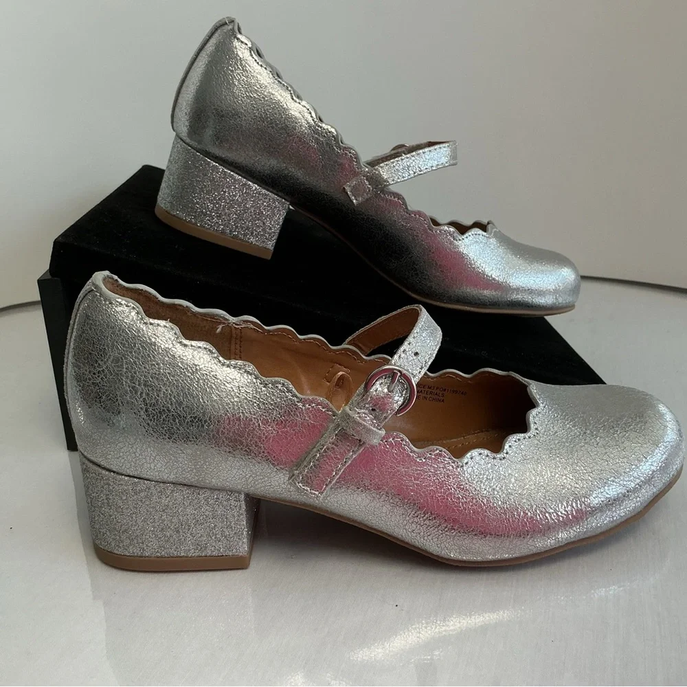 Dolce Vita DV Girls Scallop Mary Jane Heels Silver Size 2